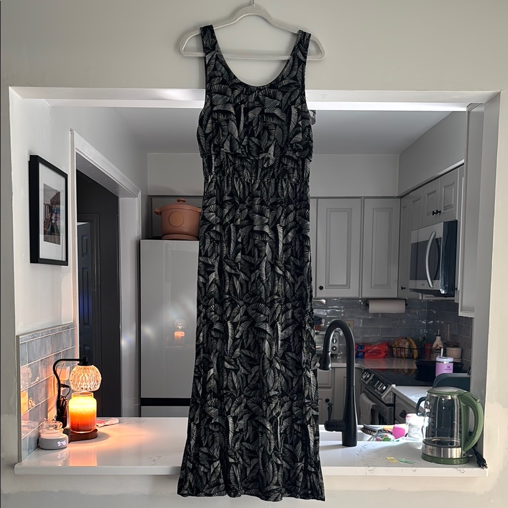 Merona Black Sleeveless Scoop Neck Sheath Maxi Dress